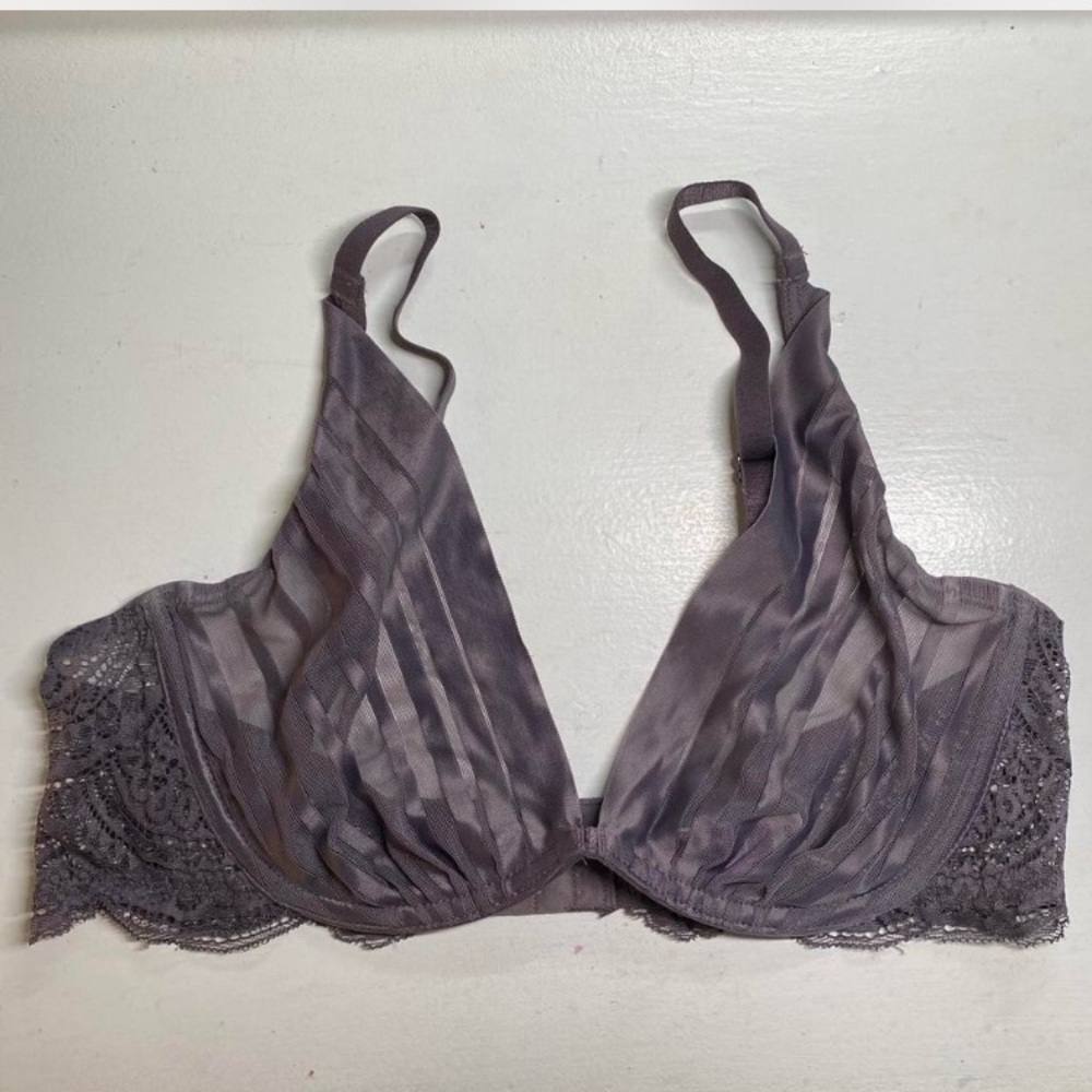 Adore Me Elegant Lace Trim Light Purple Bra
